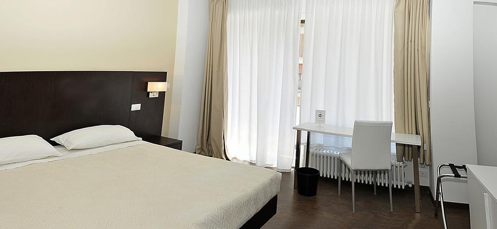 Le Stanze Sul Corso Bed & Breakfast Pescara Cameră foto