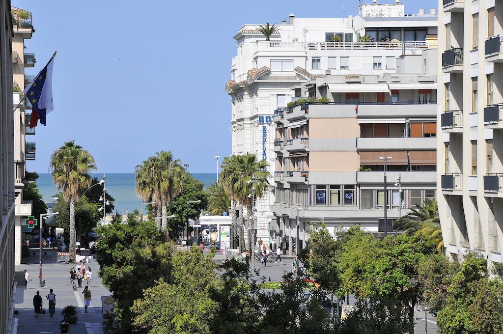 Le Stanze Sul Corso Bed & Breakfast Pescara Exterior foto